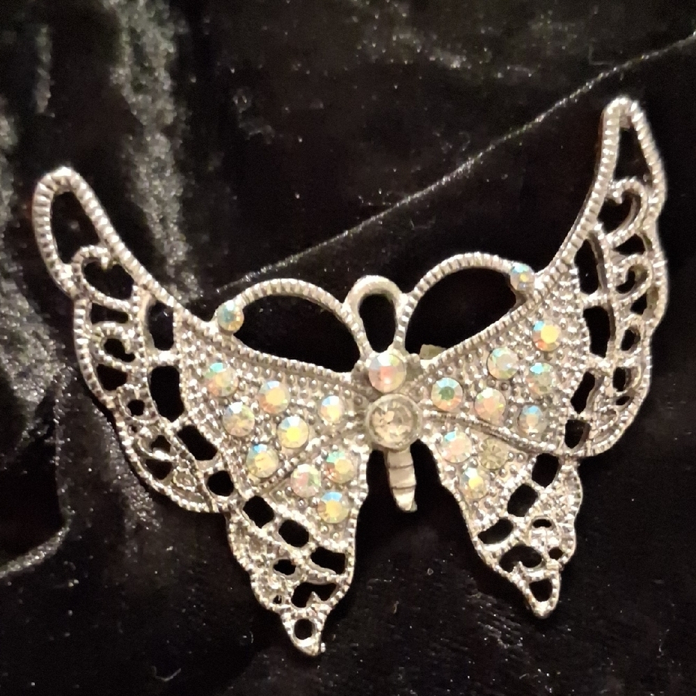 Intricate Silver Filigree Butterfly Brooch